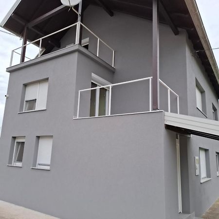 Appartement Maja à Velika Gorica Extérieur photo