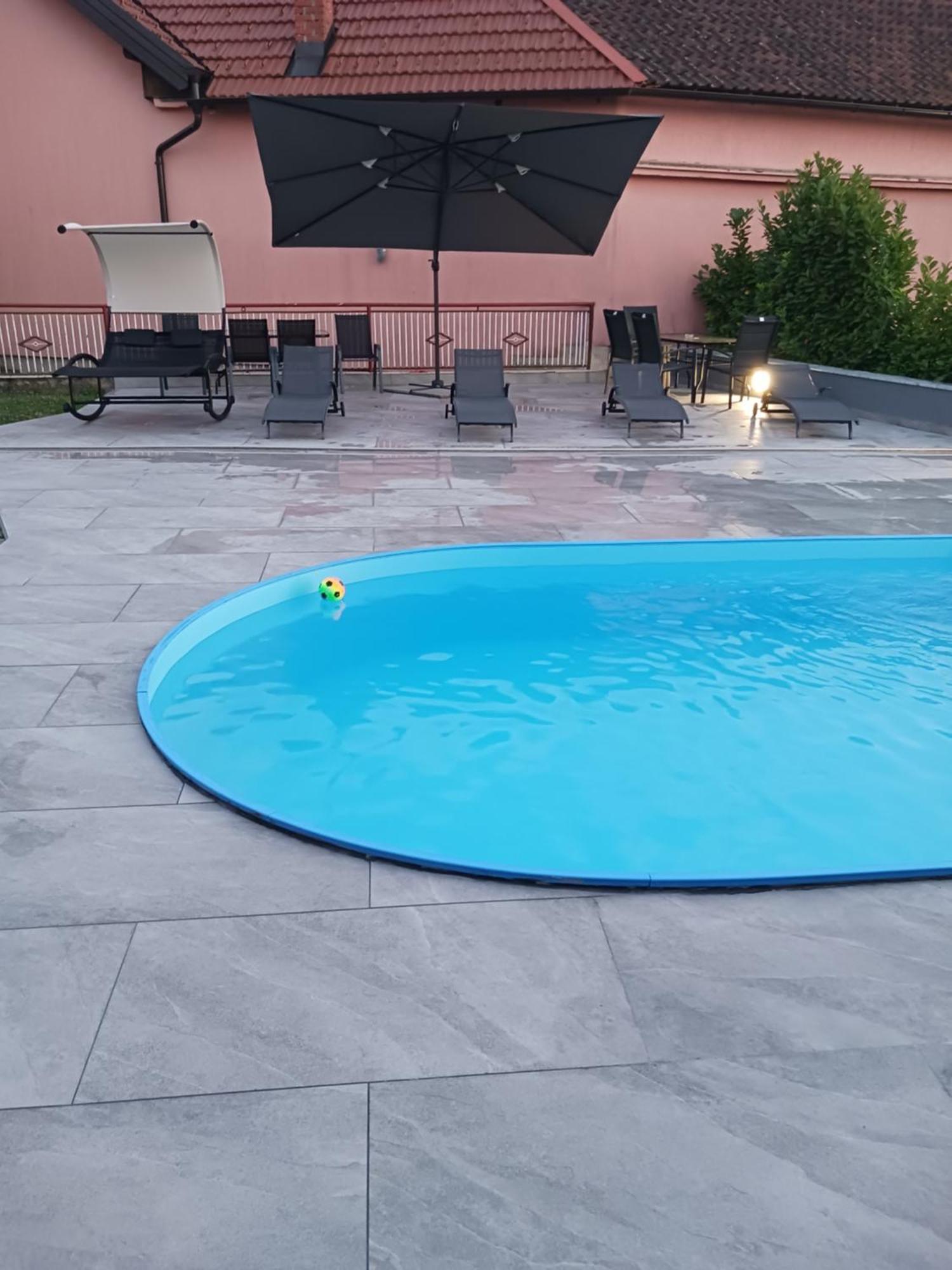 Appartement Maja à Velika Gorica Extérieur photo